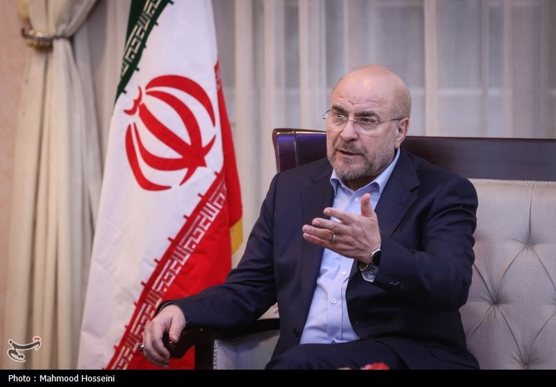 قالیباف: دستگاههای دولتی در کار گروههای مردمی دخالت نکنند